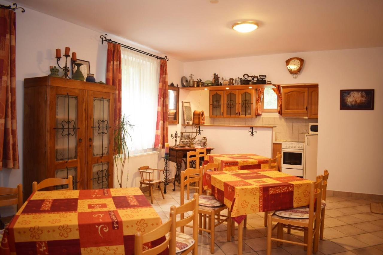 Varga Apartmanhaz زلاكاروس المظهر الخارجي الصورة
